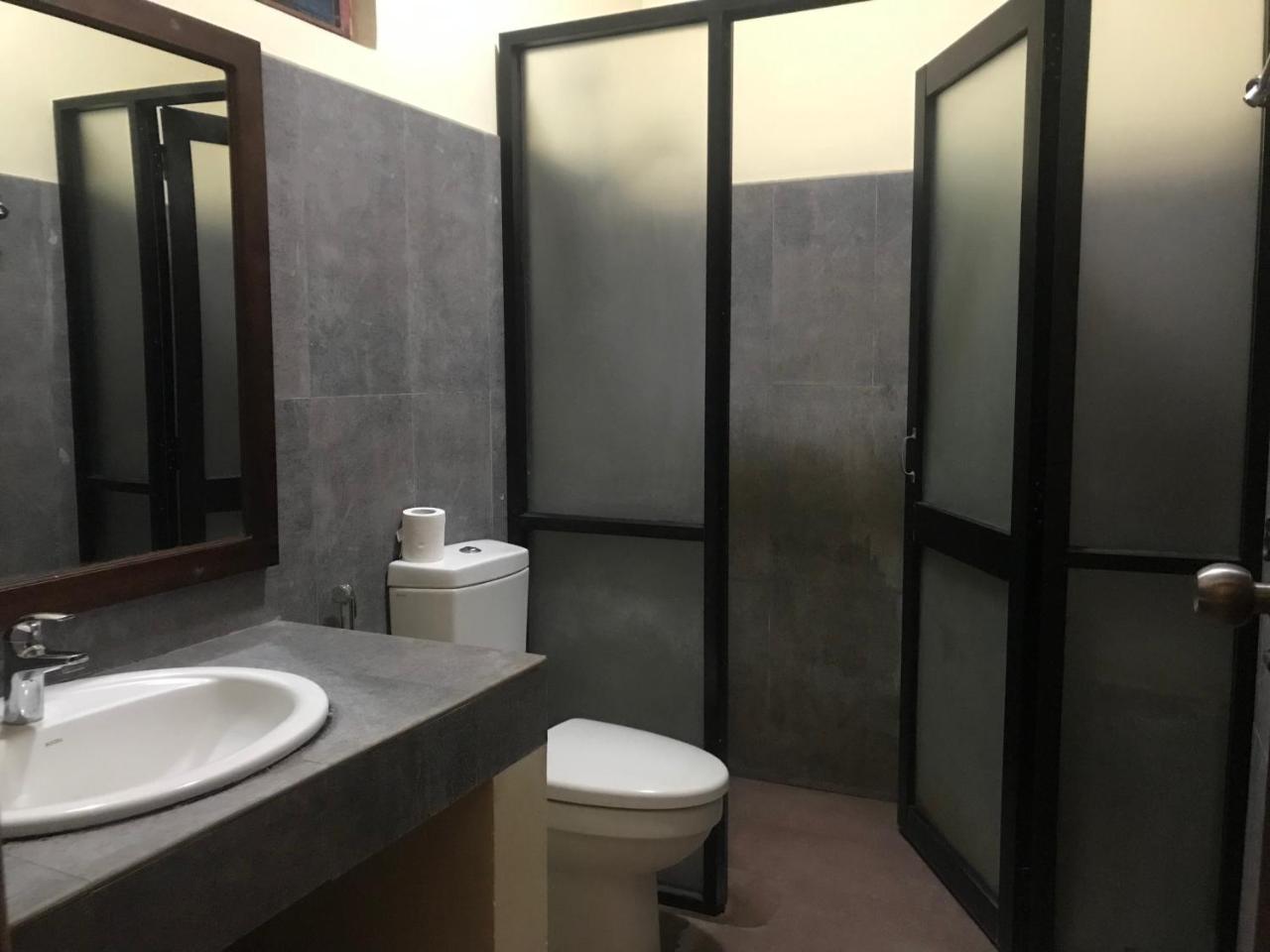 The Triangle Hotel أنرادابورام الغرفة الصورة